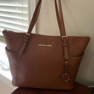 MK tote